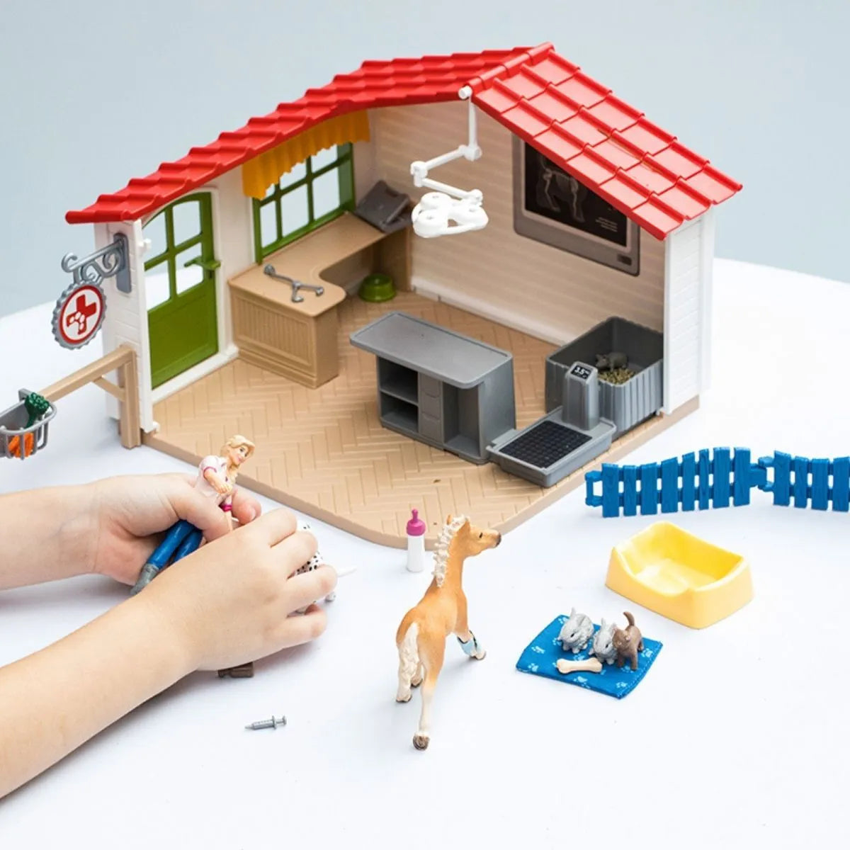 Schleich Farm World Veterinarian Practice with Pets