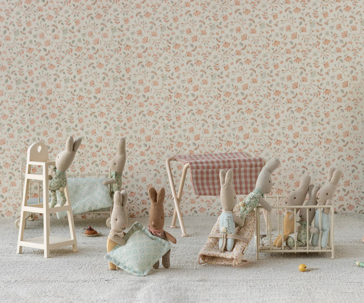 Nursery Table, Baby Mouse - Off White