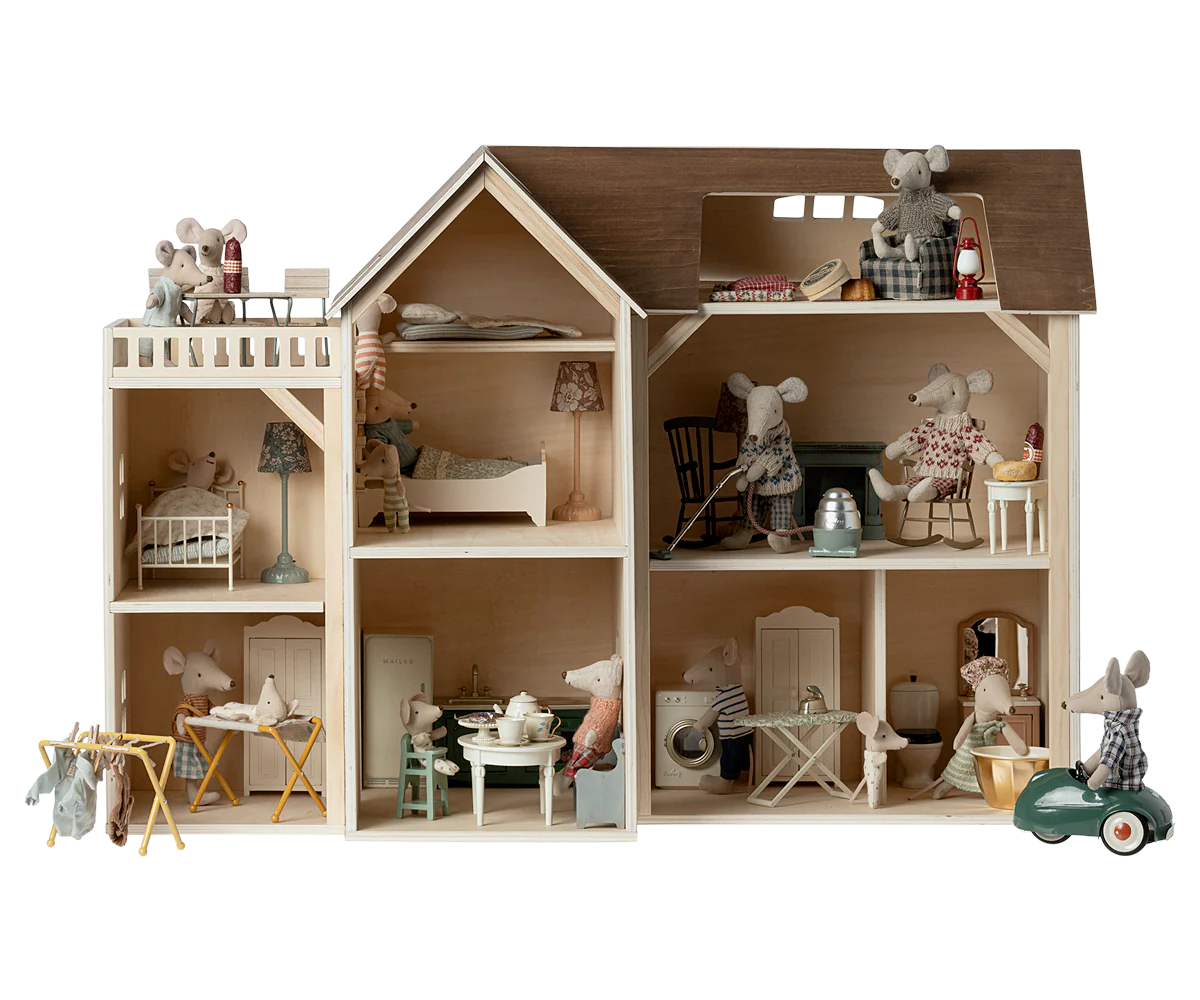 Maileg Mouse Hole Farm House