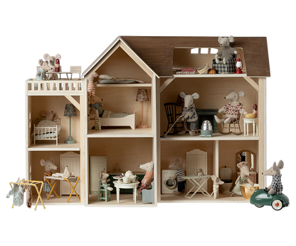Maileg Mouse Hole Farm House