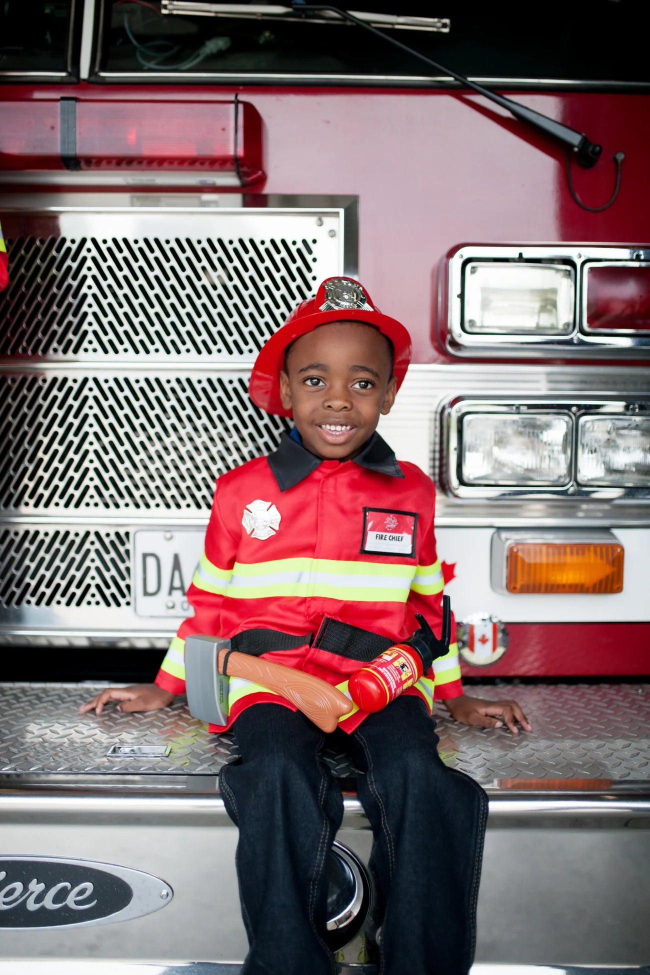 Firefighter Set, Includes 5 Accessories