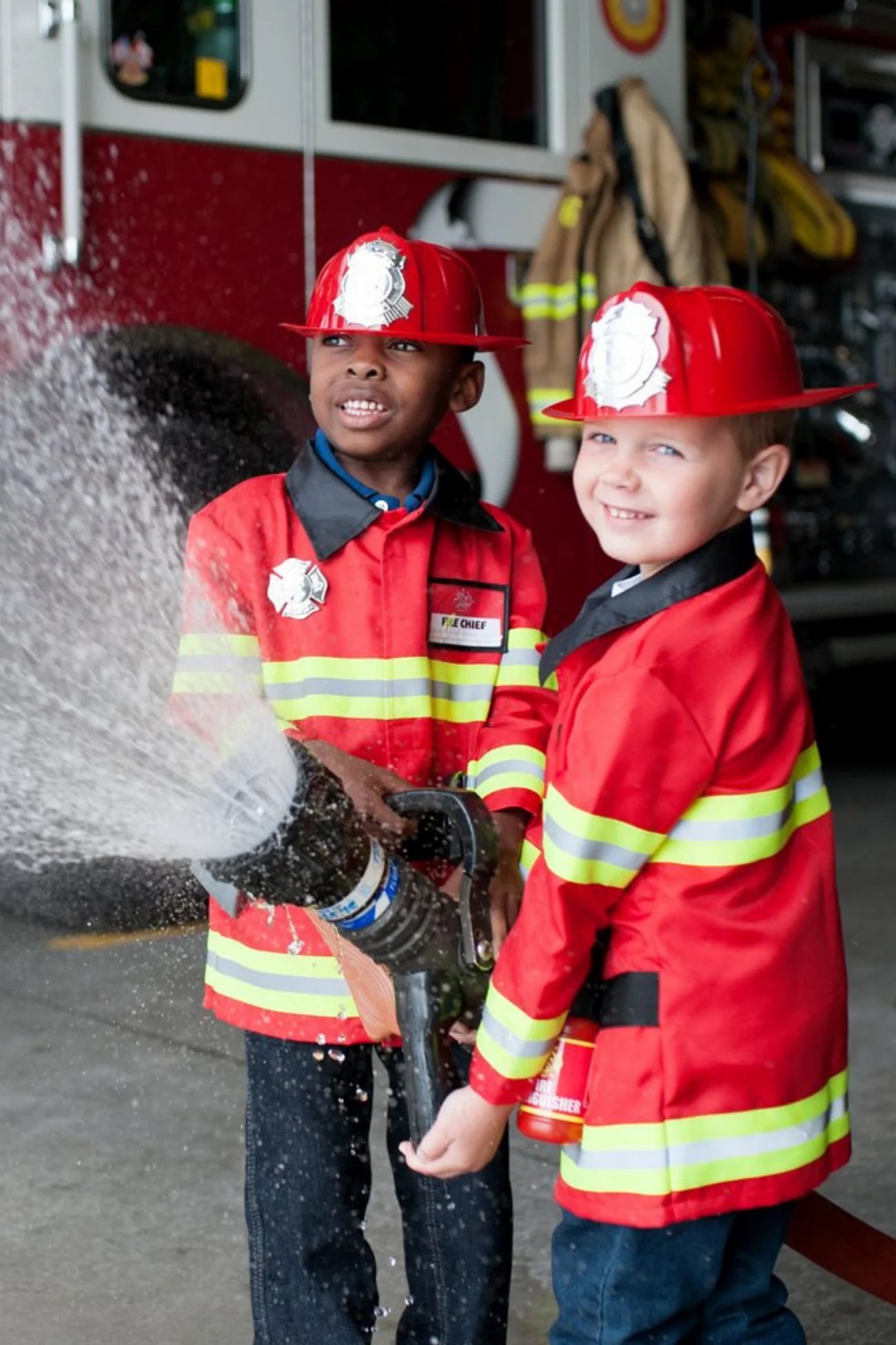 Firefighter Set, Includes 5 Accessories