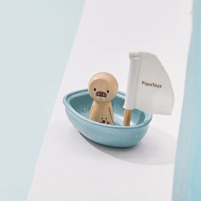 Sailing Boat - Walrus