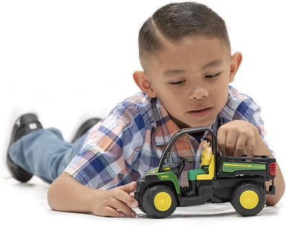 John Deere Gator XUV855D with Driver