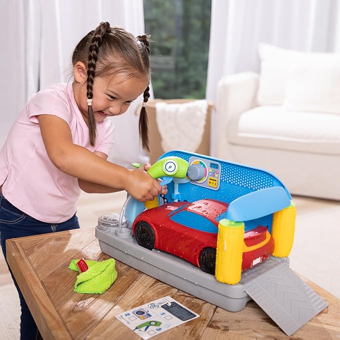 Melissa & Doug Spray & Shine Car Wash