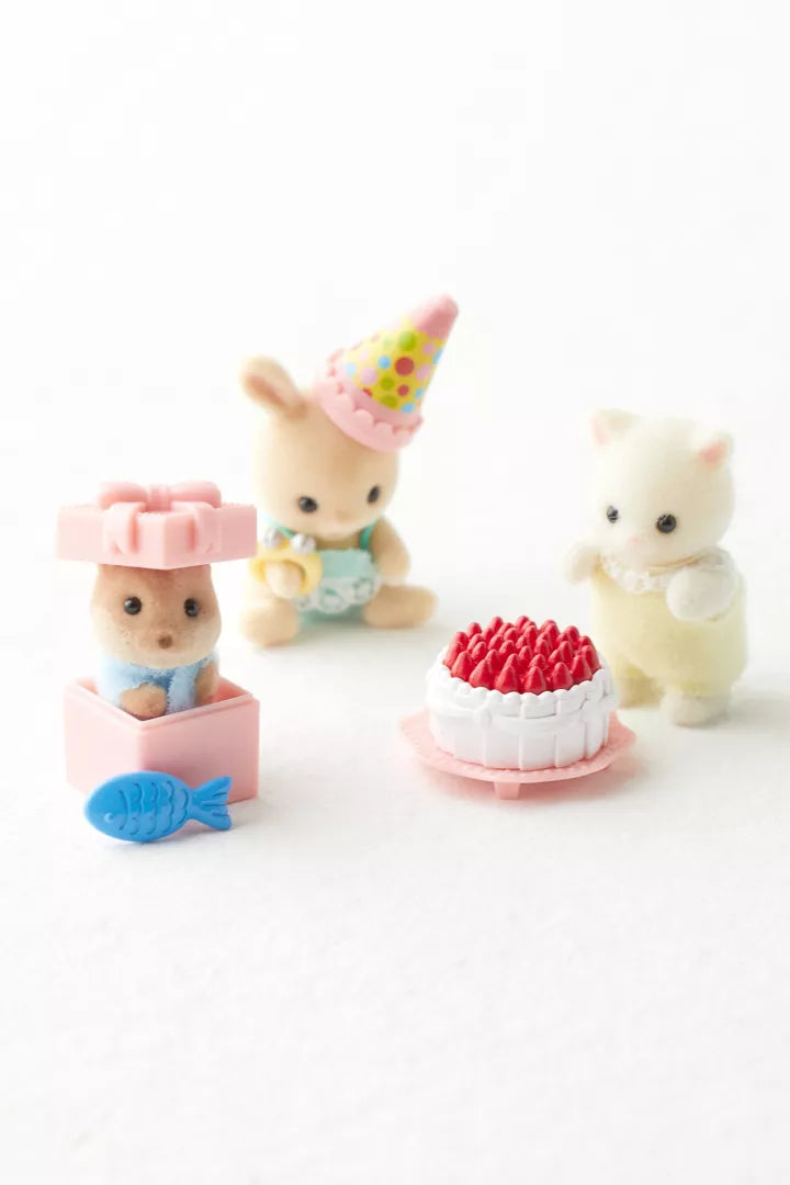 Calico Critters Collectibles - Baby Cake Party Series