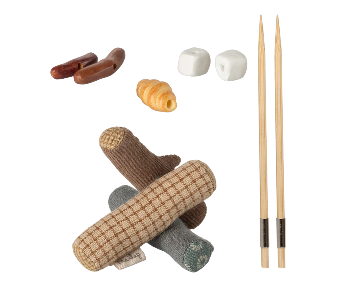Maileg Bonfire Set, Mouse