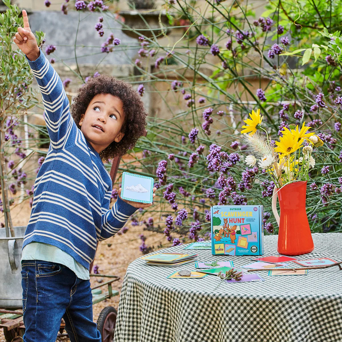 Scavenger Hunt Game, Outdoors