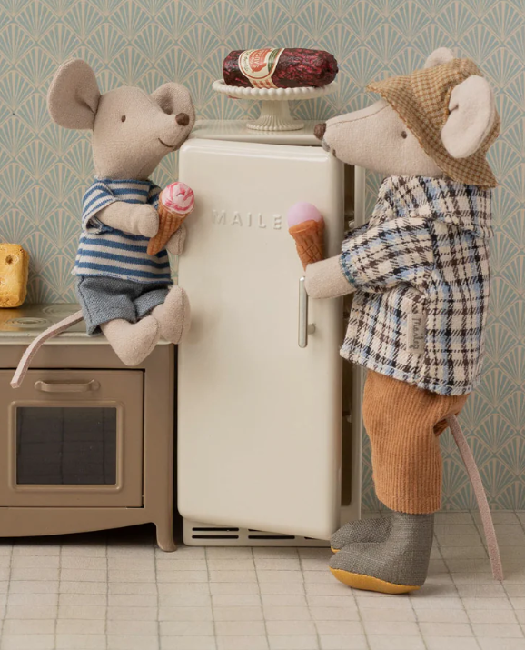 Grandad Mouse
