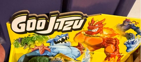 Goo Jit Zu Stretch Strikers