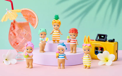 Sonny Angel Minifigure Summer Vacation: Sun-Kissed Style