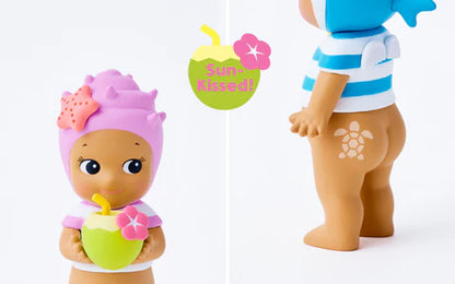 Sonny Angel Minifigure Summer Vacation: Sun-Kissed Style
