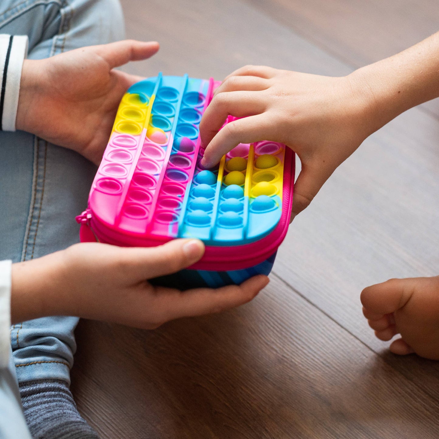 ZIP & POP Storage Box