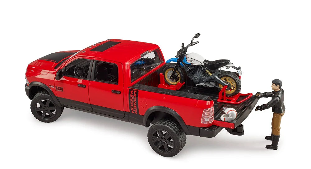 RAM 2500 Power Wagon w Scrampler Ducati Desert Sied