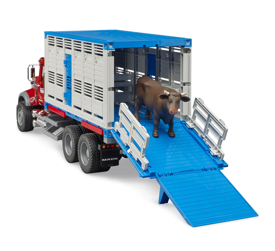 MACK Granite Cattle Transport with Cattle