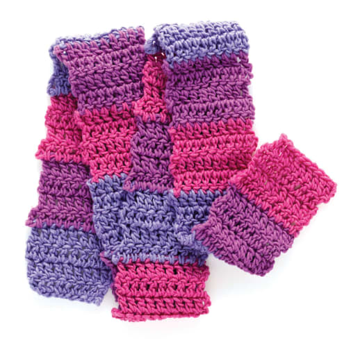 Discover Crochet Scarf Kit - Berry